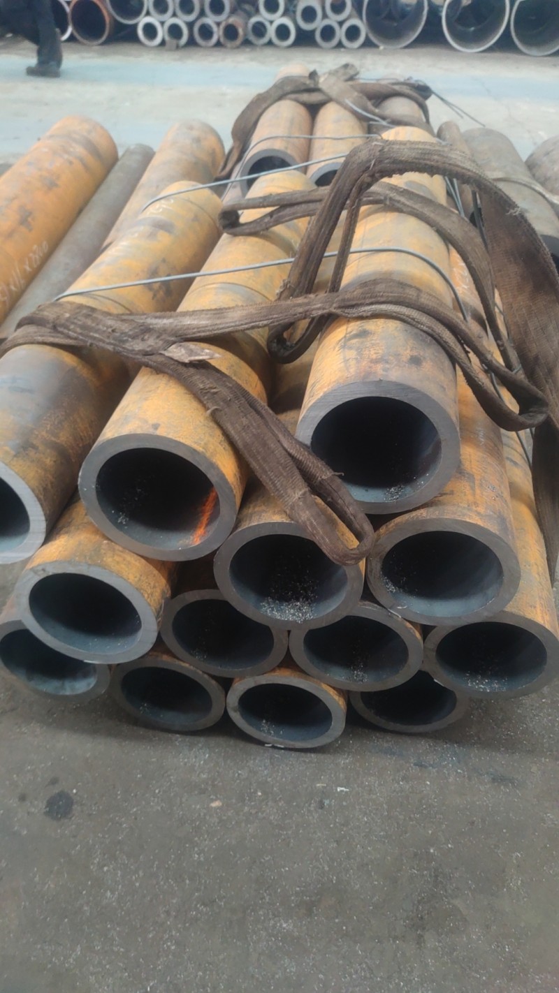 盐池盐池盐池15CrMoG无缝钢管切割